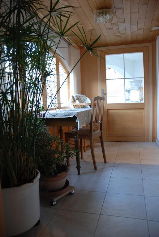 Jobin Brienz Bed & Breakfast Бриенц Стая снимка